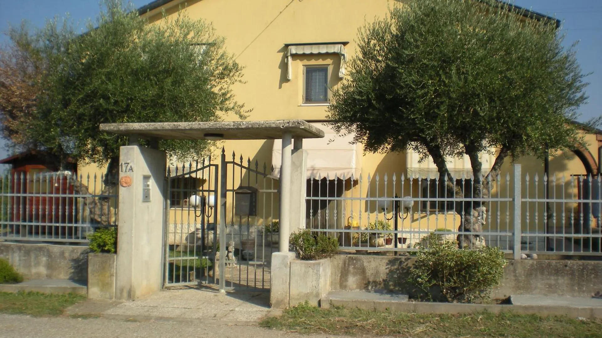 Camere Solidea location